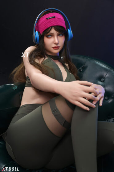 166cm | 5ft5 H-cup Natalie Silicone (XT-31-B)